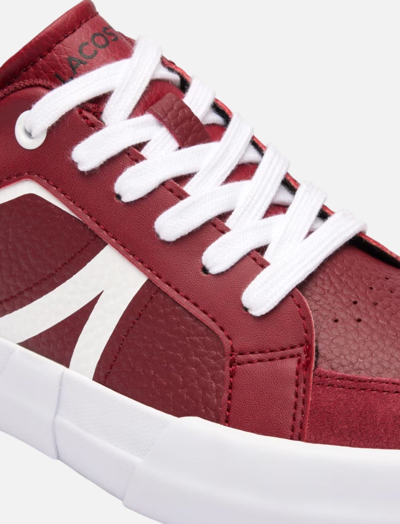 Lacoste Tenis L004 en piel Tinto