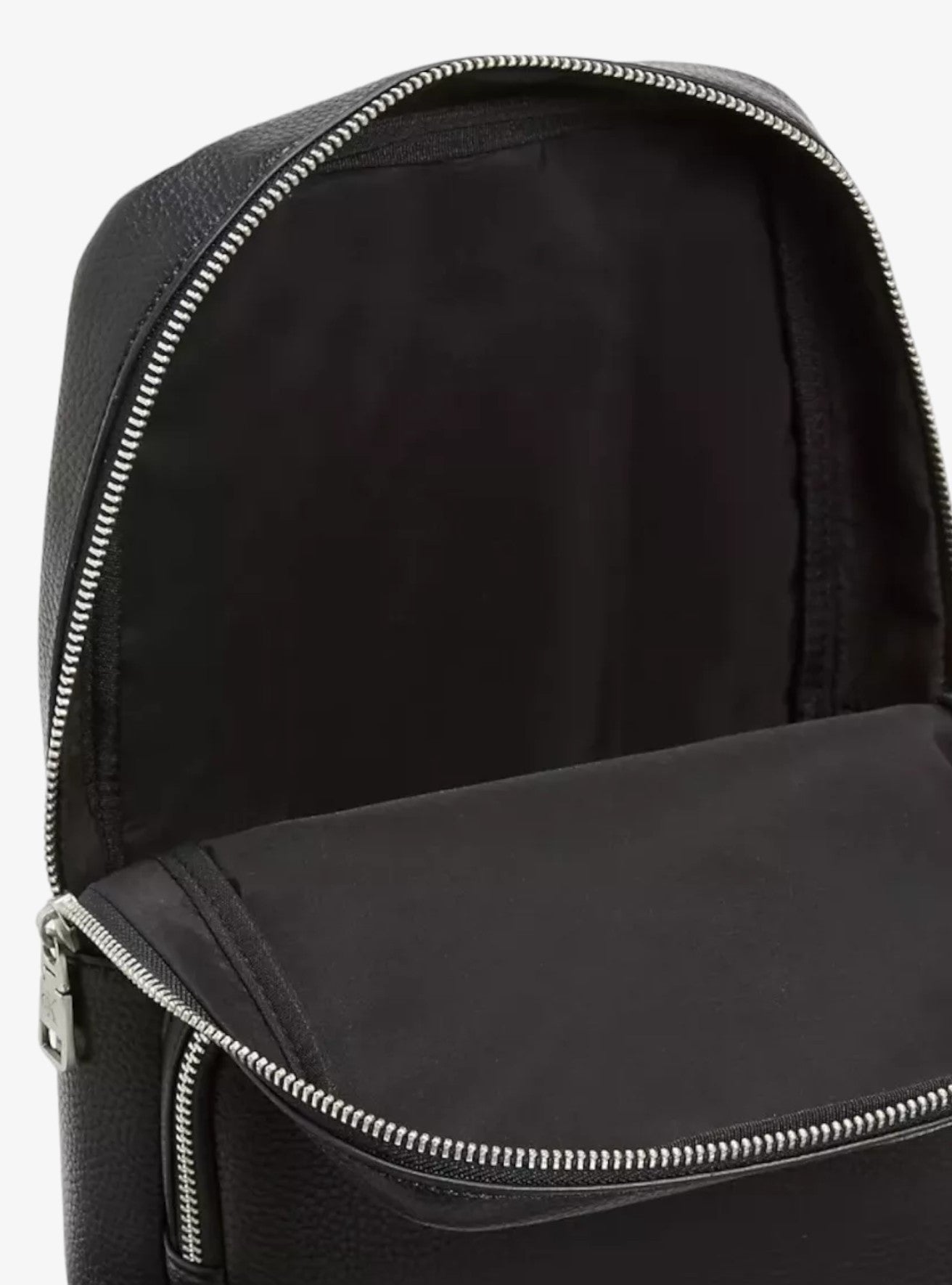 Calvin Klein Bandolera Crossbody en Piel - Blk