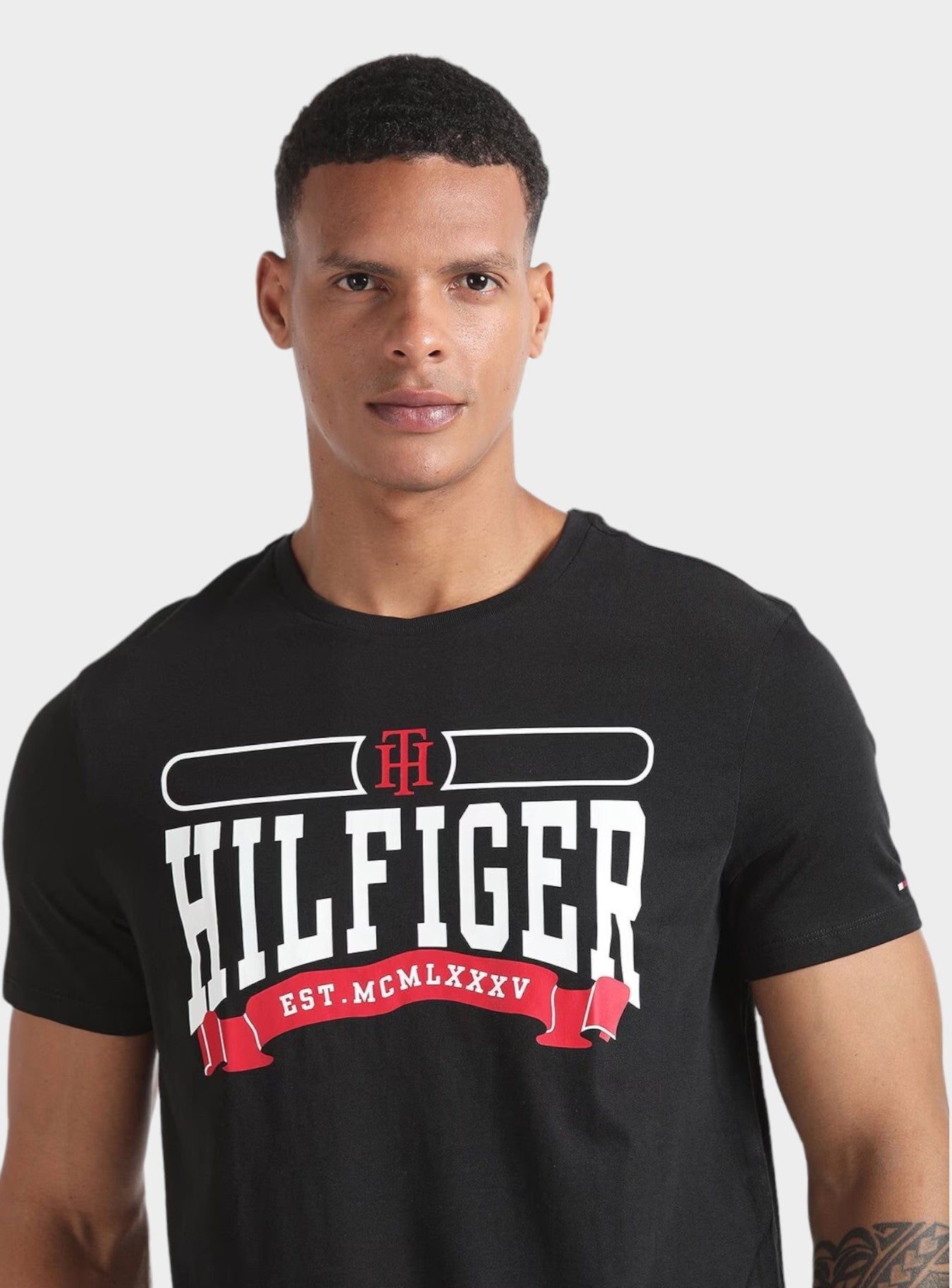 Tommy Hilfiger Playera Est. MCMLXXXV